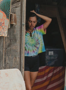 Momo Tee crop