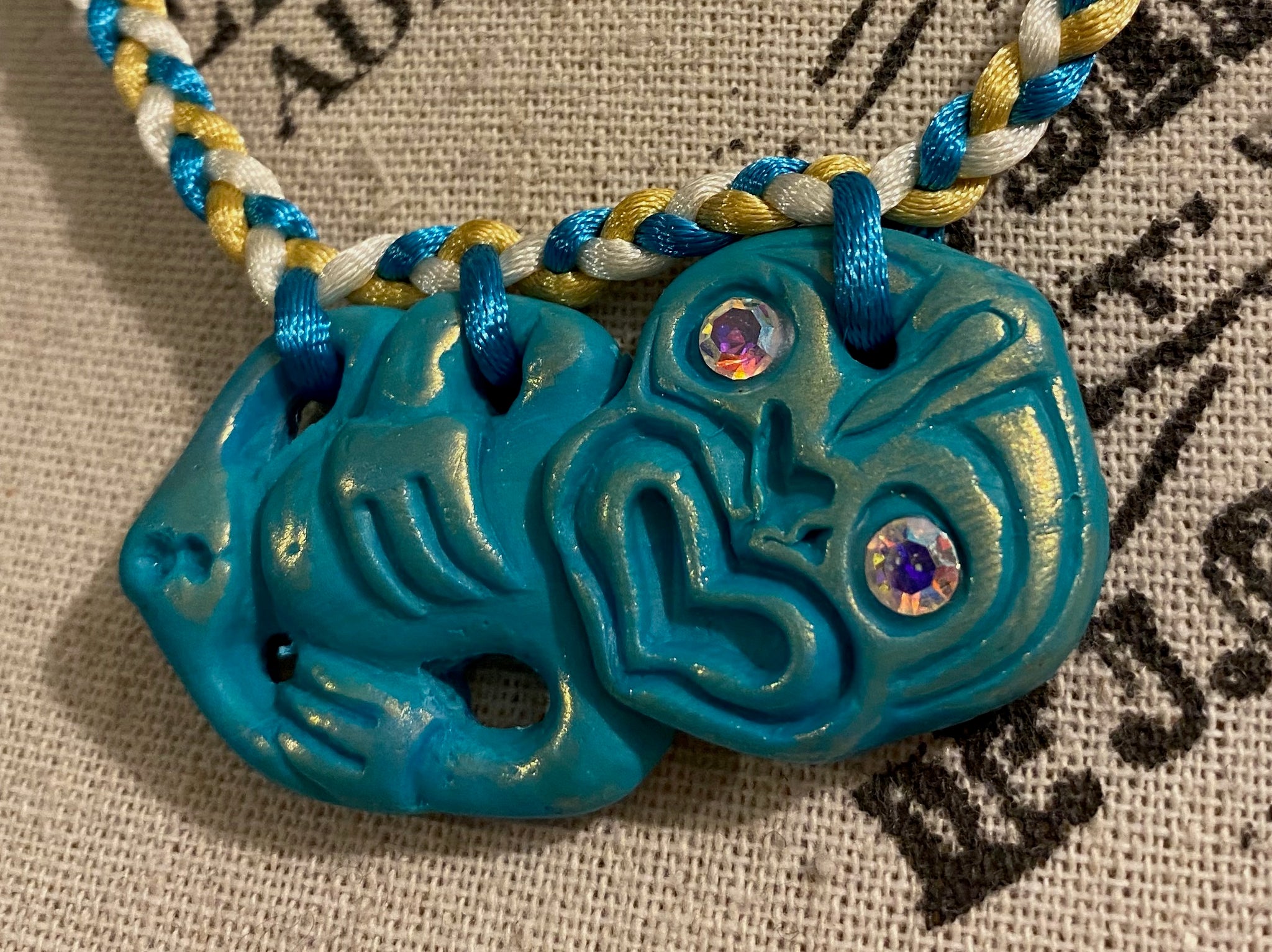Paloma clay Tiki